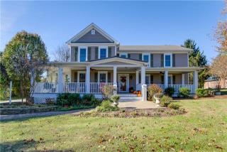 1402 Crowe St, Columbia, TN 38401-5265