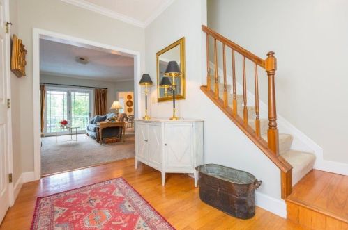 639 Athens Ave, Cincinnati, OH 45226-1113