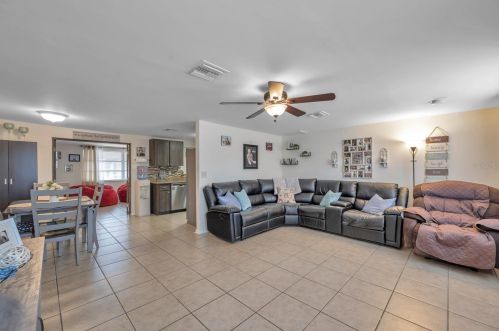 7532 Christina Ln, Port Richey, FL 34668-1013