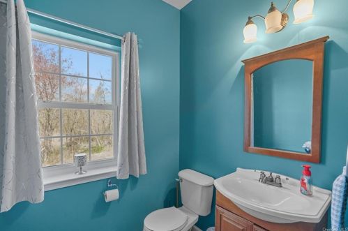 104 Dejong Ct, Montgomery NY  12549-1874 exterior