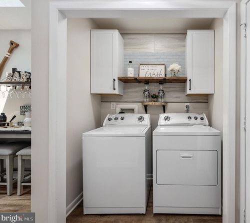 327 Fairway Dr, Locust Grove VA  22508-5441 exterior