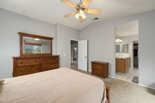 28030 Gibraltar Ln, Santa Clarita CA  91384-4548 exterior