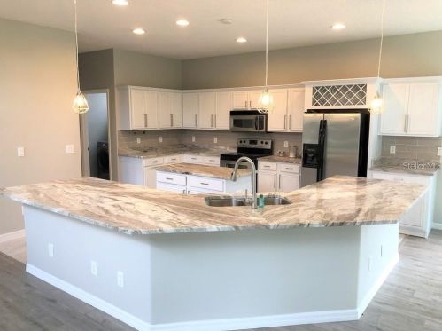 14697 Huntcliff Park Way, Orlando FL  32824-5677 exterior