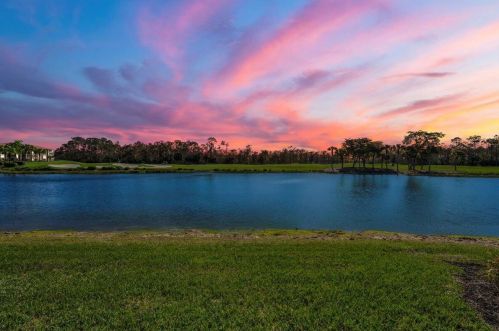 3780 Sawgrass Way, Naples FL  34112-3395 exterior