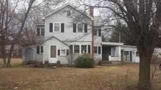 1722 5th St, Stroudsburg PA  18360-2704 exterior