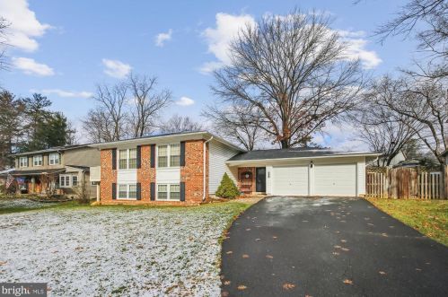 8808 Hayload Ct, Springfield VA  22153-1213 exterior