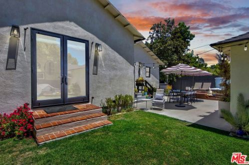 12202 Hartsook St, North Hollywood CA  91601-3961 exterior
