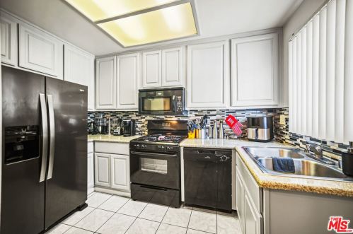 23303 Maribel Ave, Long Beach, CA 90745-5515