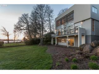 13915 38th St, Vancouver WA  98683-3906 exterior