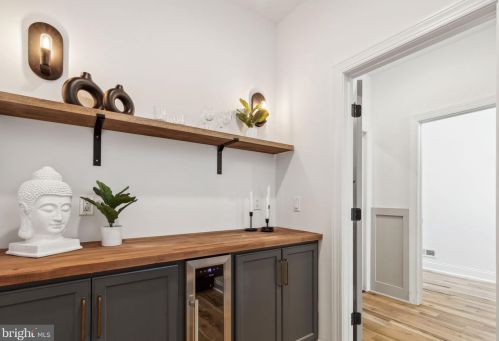 1216 Columbia Ave, Philadelphia PA 19125-2602 exterior