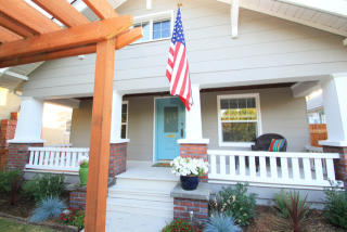 2116 Washington St, Tacoma, WA 98406-5836