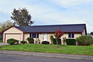 2422 Leach Ct, Olympia, WA 98501-3168