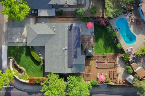 1000 Woodridge Dr, Vacaville CA  95687-6440 exterior