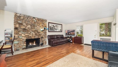 313 Acacia Ave, Fullerton, CA 92831-4032