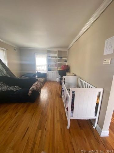 89 West Ave, Stamford, CT 06902-4621