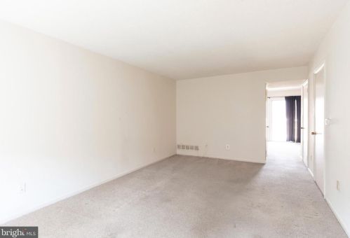 144 Wellington Ter, Lansdale PA  19446-4960 exterior