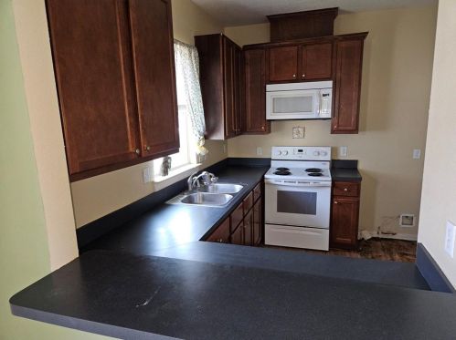 614 44 St, Galveston TX 77550-3702 exterior