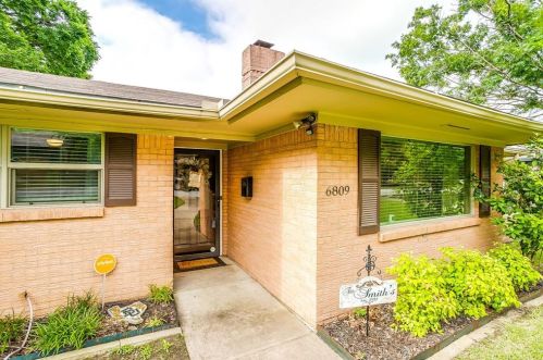 6809 Springhill Rd, Fort Worth, TX 76116-9106