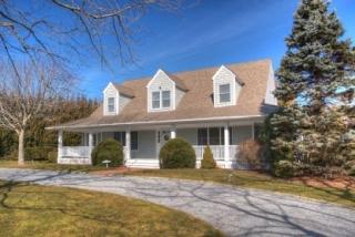 119 Coopers Farm Rd, South Hampton, NY 11968-4002