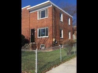 250 Nicholson St, Washington, DC 20011-2510