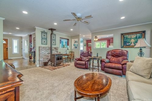 19780 Honey Hill Dr, Middletown CA  95467-8380 exterior