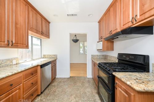 4620 Graywood Ave, Long Beach CA  90808-1022 exterior