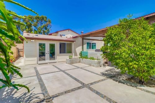 933 Dimarino St, San Diego CA 92114-3024 exterior