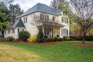 5135 Mountain View Rd, Winston Salem, NC 27104-5114