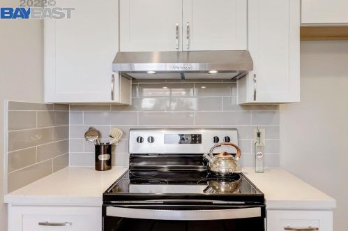 1513 142nd Ave, San Leandro CA  94578-1707 exterior