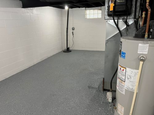 2327 32, Milwaukee WI 53215-2802 exterior