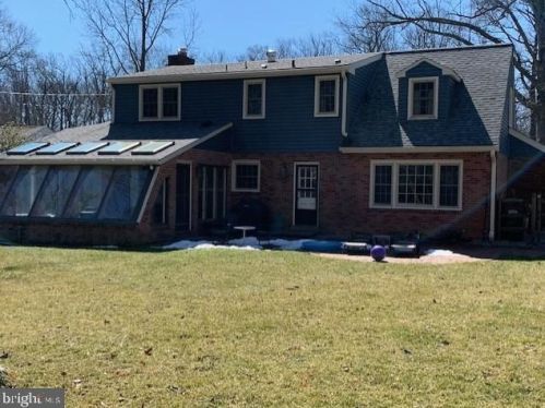 33 Paxon Dr, Wilmington, DE 19803-2001