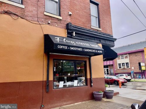 1902 Girard Ave, Philadelphia PA  19130-1527 exterior