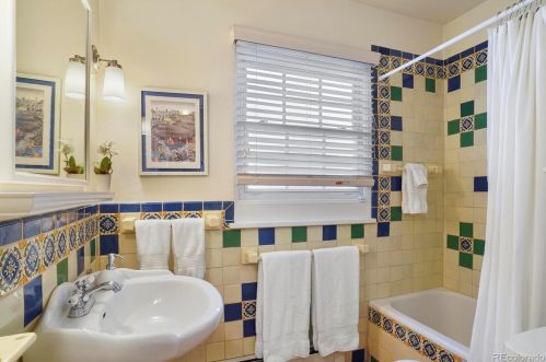 1905 Jasmine St, Denver CO 80220-1540 exterior