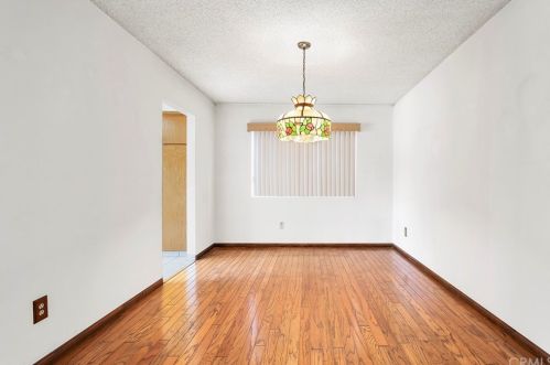 621 Chestnut Ave, Orange CA 92867-3743 exterior