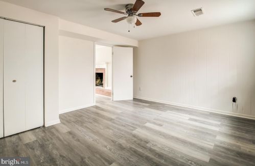 2263 Spinnaker Ct, Woodbridge VA  22192-2129 exterior