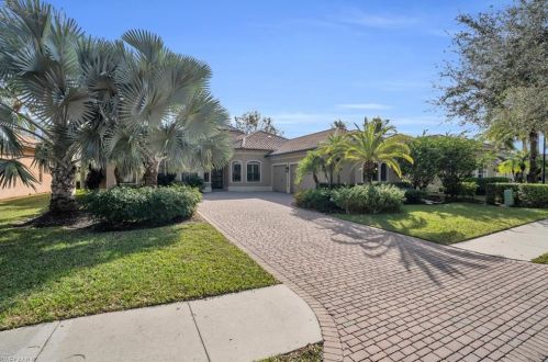 14862 Tybee Island Dr, Naples FL  34119-4826 exterior
