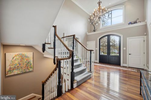 10 Devonshires Ct, Blue Bell PA  19422-2560 exterior