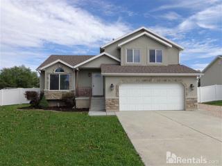 2968 2025, Clearfield UT  84015-7668 exterior