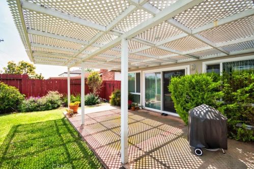 5412 Fox Hl Ave, Buena Park CA  90621-1507 exterior