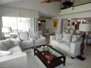 3419 Timberwood Cir, Naples FL  34105-5635 exterior