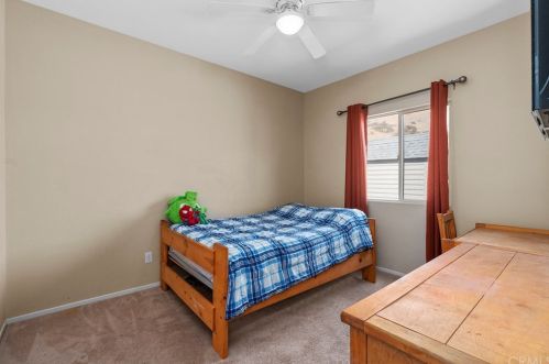 34122 Camelina St, Lake Elsinore CA  92532-2957 exterior