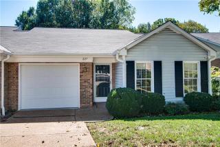 227 Cana Cir, Nashville, TN 37205-3553