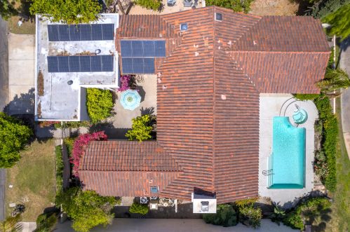 10111 Lakeview Dr, Rancho Mirage CA  92270-1474 exterior