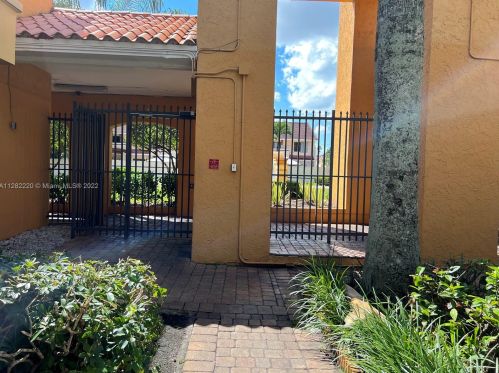 18101 68th Ave, Hialeah, FL 33015-3946