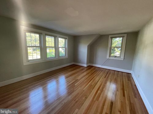 504 Church St, Charles Town WV  25414-1314 exterior