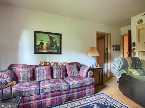 120 Zieglerville Rd, Collegeville PA  19473-2214 exterior