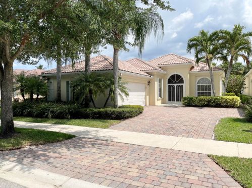 2924 Rio Claro Dr, West Palm Beach, FL 33414-3456