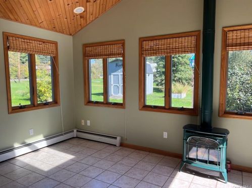 164 Rhinecliff Rd, Rhinebeck NY  12572-2050 exterior