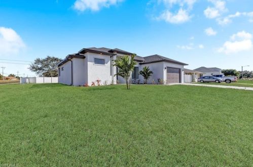 2409 4th St, Cape Coral, FL 33991-0018