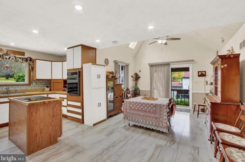 2850 Cape Horn Rd, Red Lion PA  17356-9065 exterior